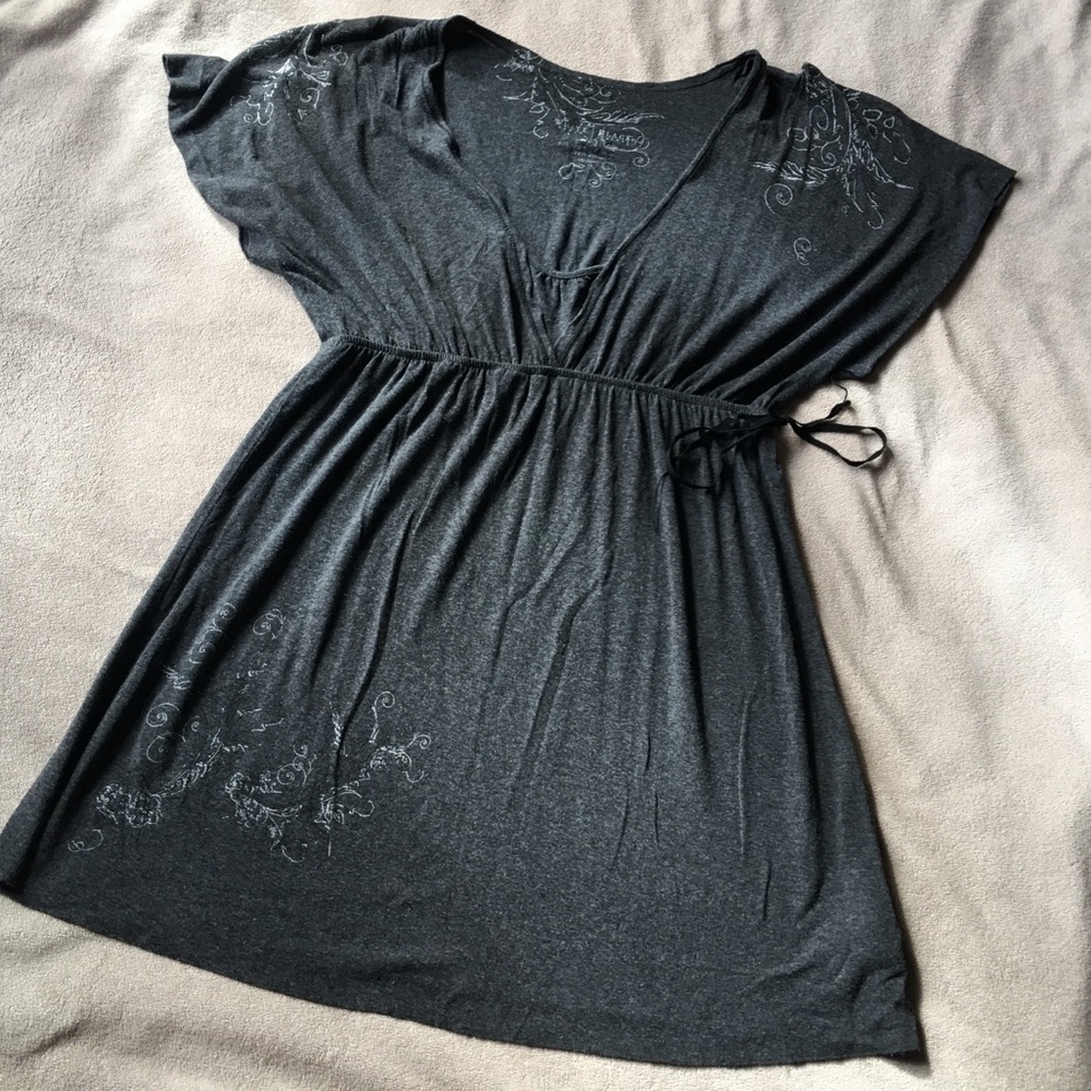 White House black market tunic